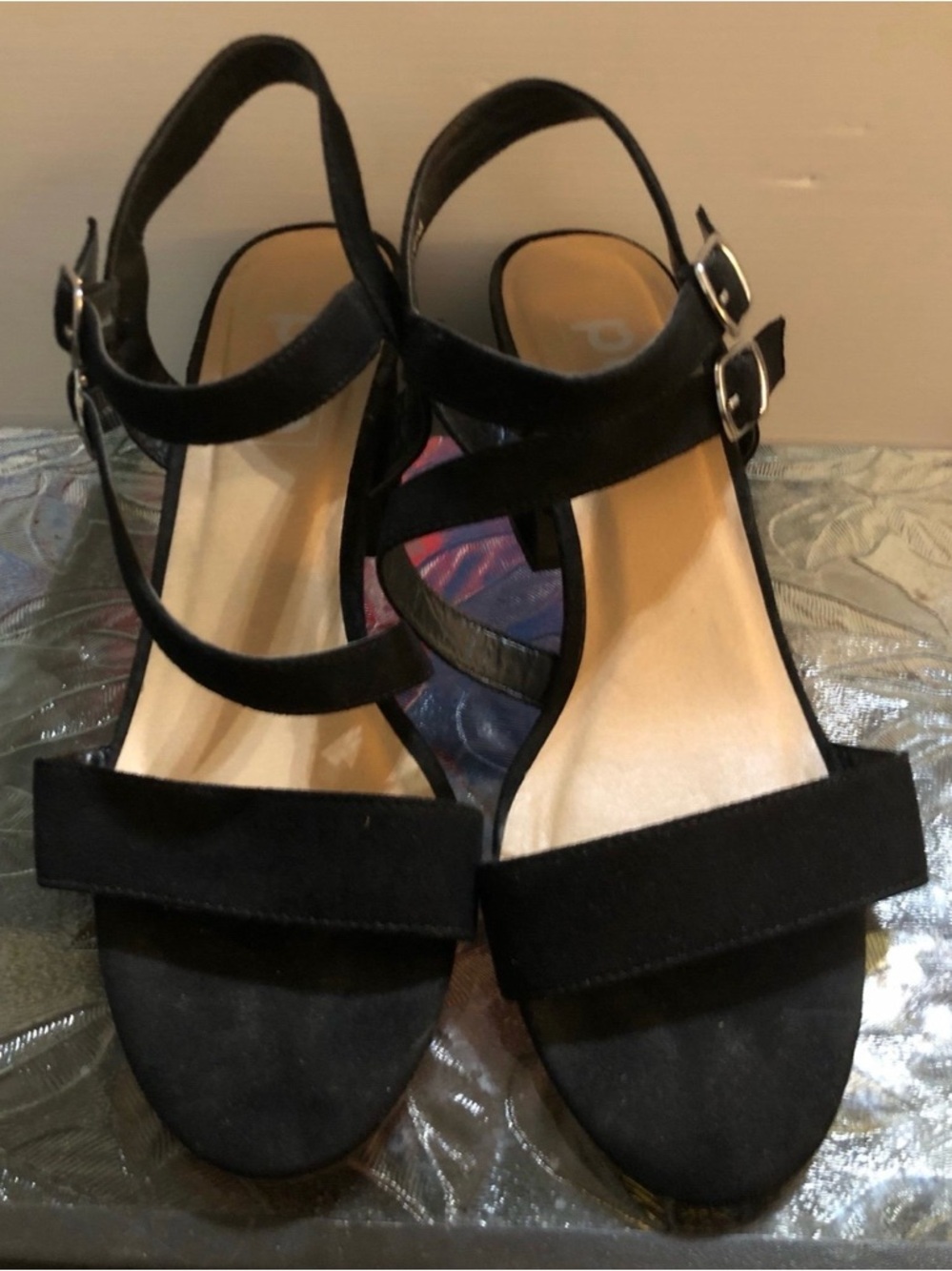 Women's Pop Black Strappy Block Heel Sandals